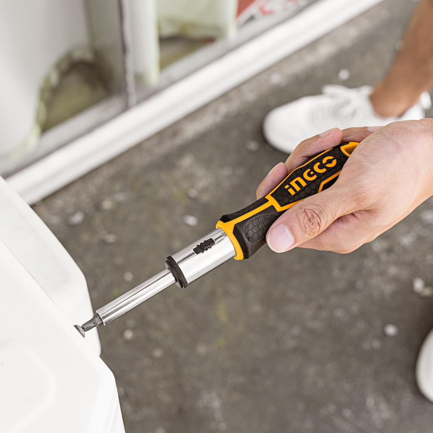 AKISD0201 INGCO 24 PCS SCREWDRIVER SET