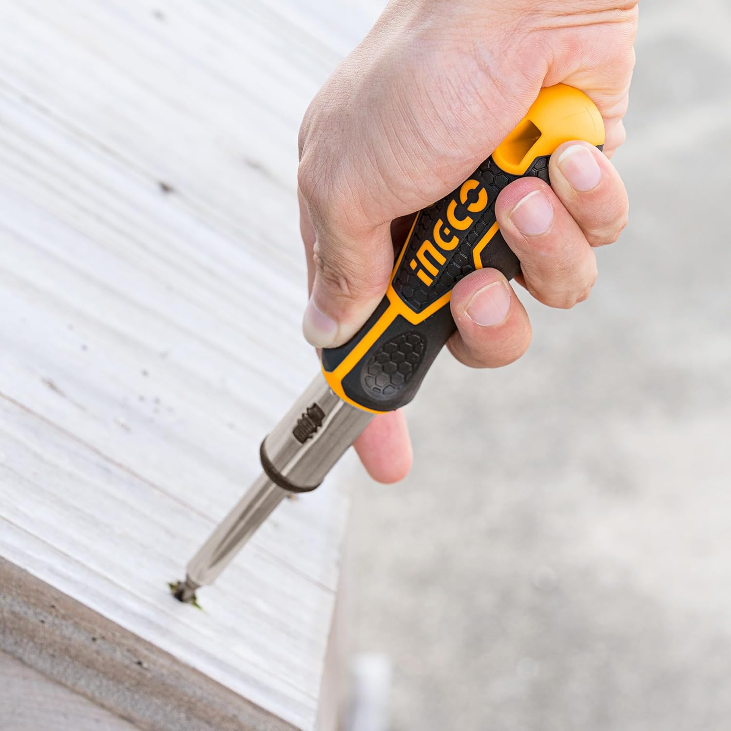 AKISD0201 INGCO 24 PCS SCREWDRIVER SET