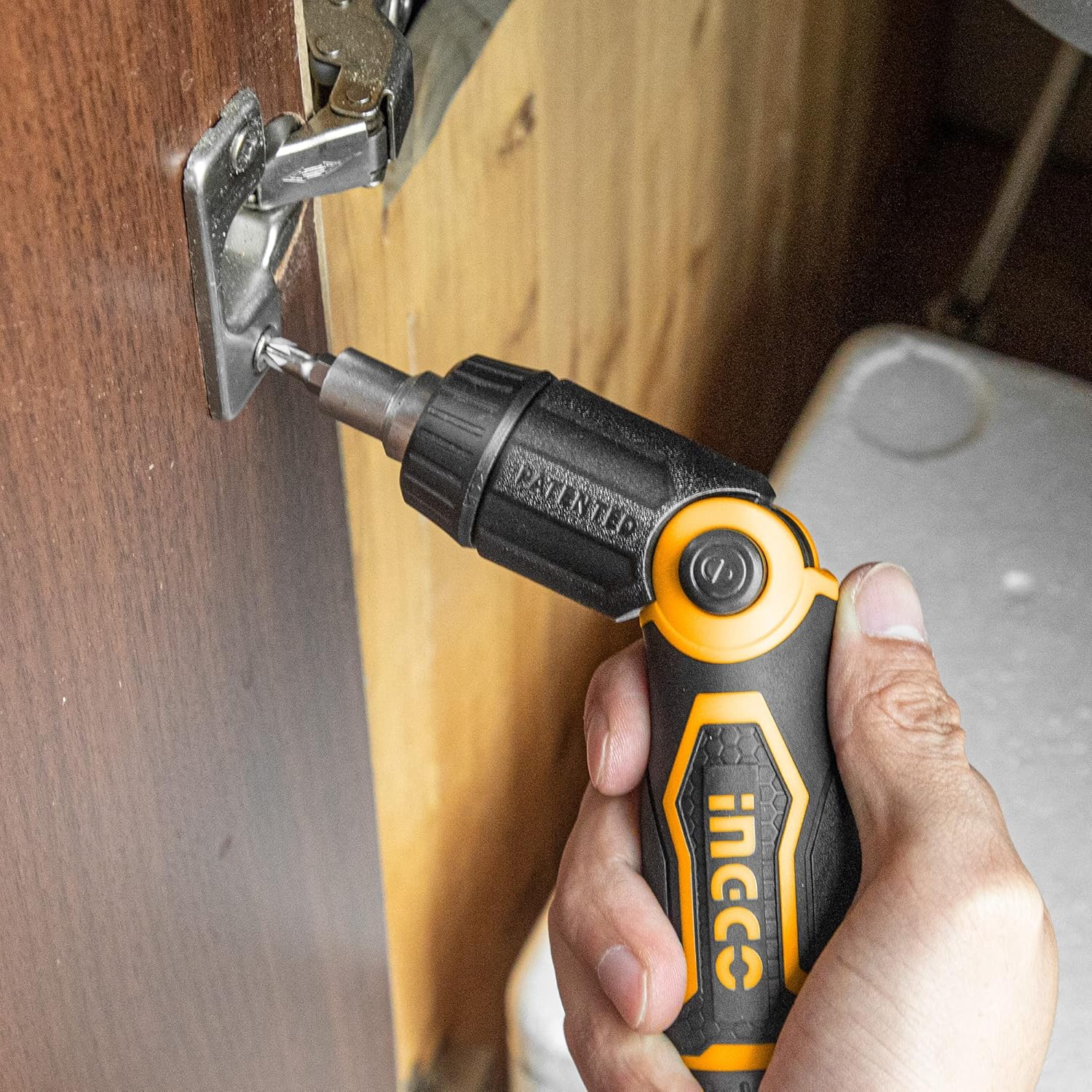 INGCO 13 IN 1 Ratchet Screwdriver Set