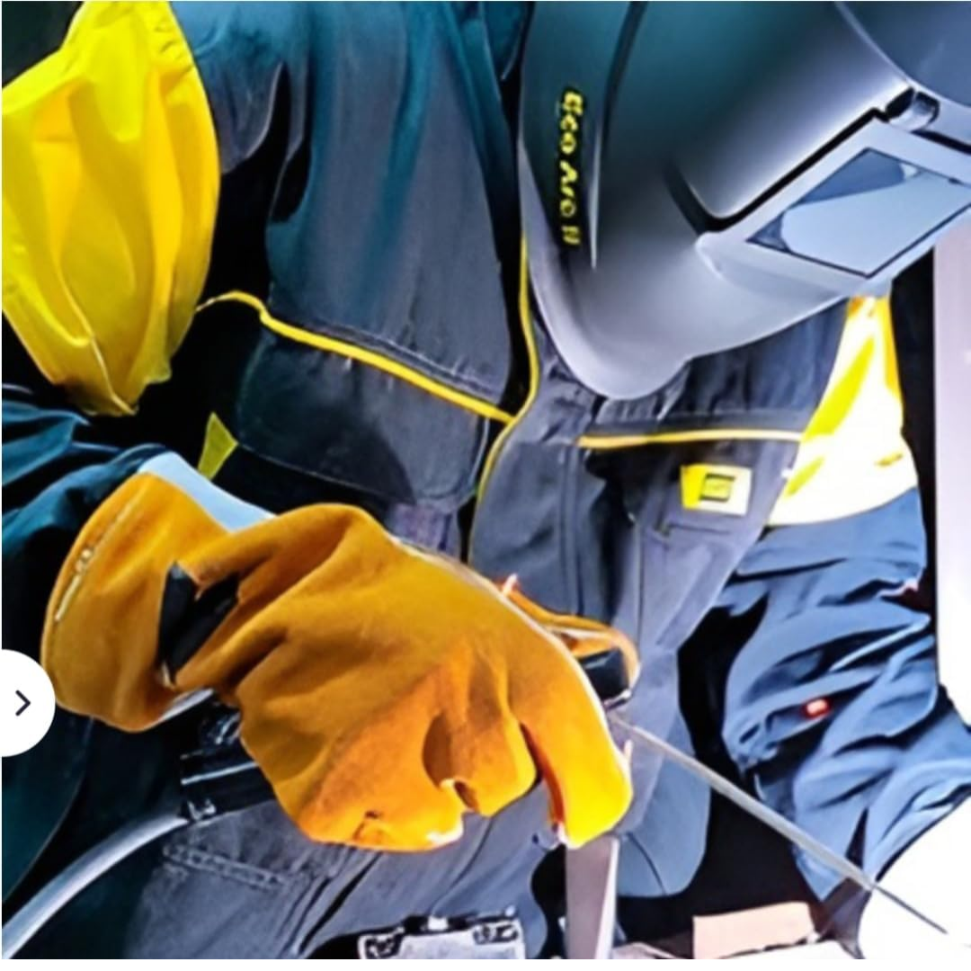 WELDING HAND GLOVES